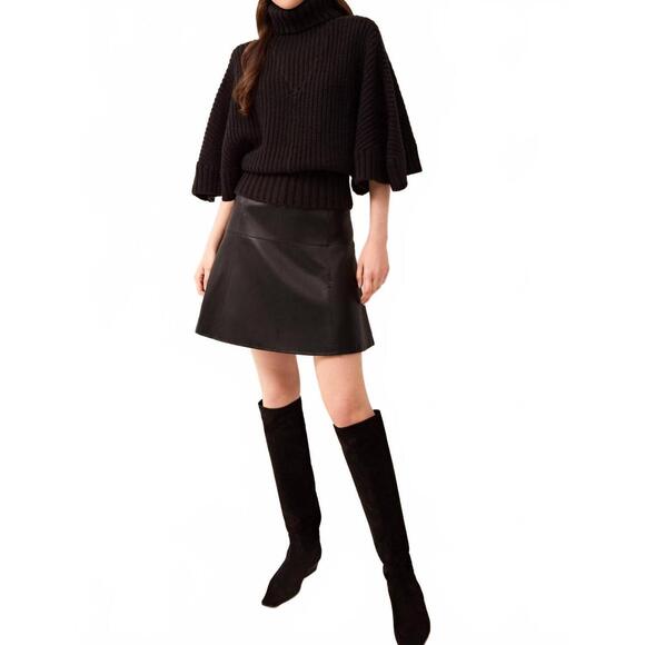 NEW MARIE OLIVER annika popover top in black - Picture 4 of 5